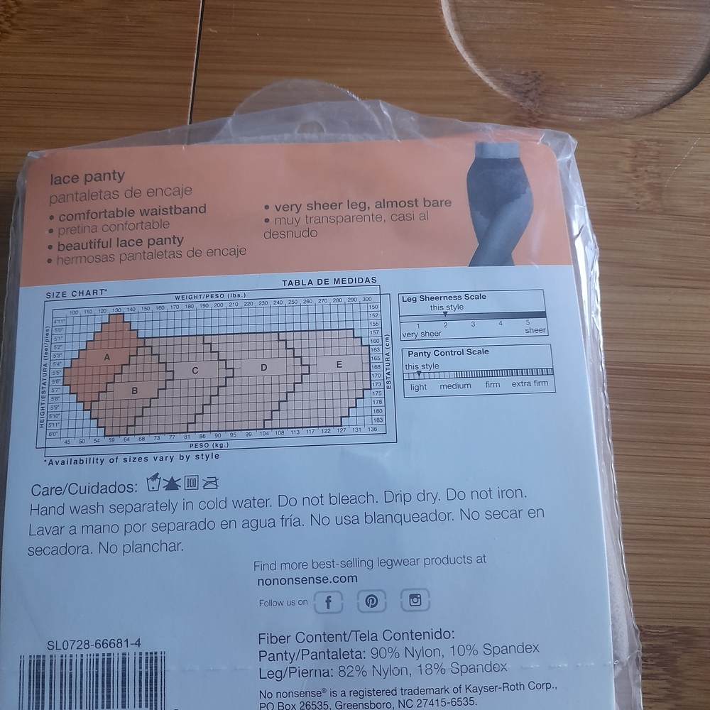 No Nonsense Sheer & Silky Pantyhose – Bare Bisque, Size D | New - Picture 4 of 4